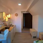 Apartment Furhouse *