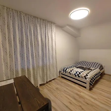 Apartment Furhouse *