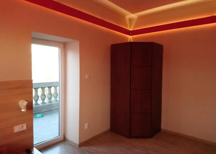 Furhouse Apartment Breslau